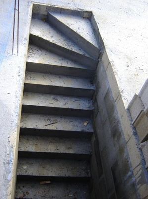 escalier exterieur sous-sol